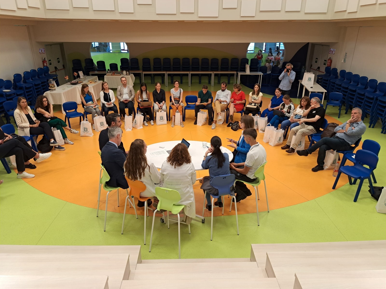 Schools As Learning Institutions